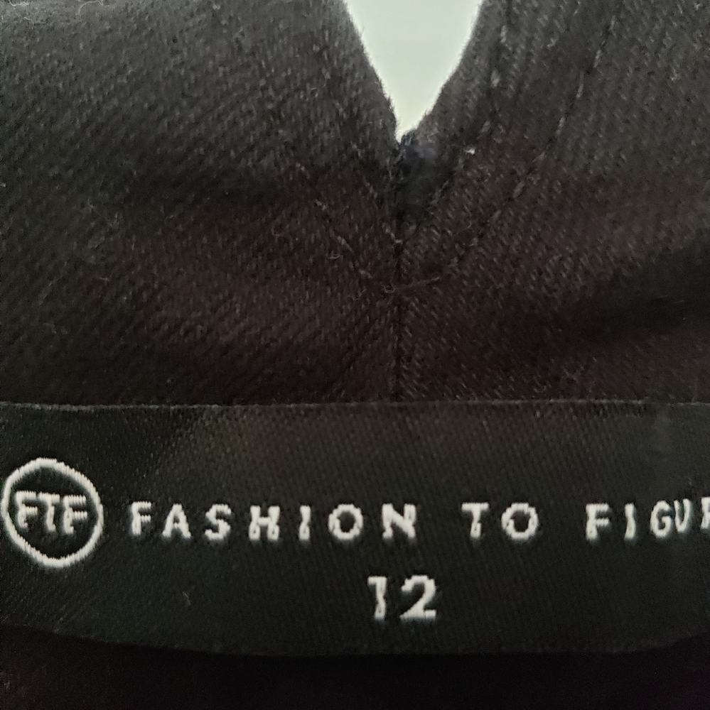 Triple Button High Rise Skinny - Picture 3 of 3